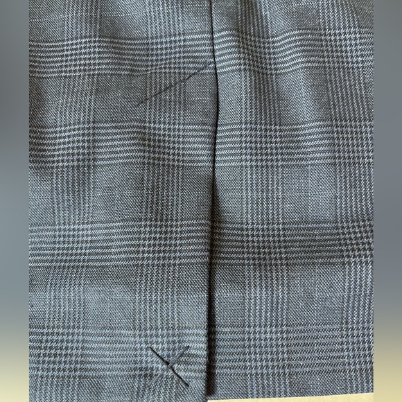 Banana Republic petite skirt suit in navy check - Picture 8 of 10